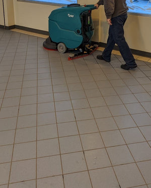 Tennant T290 | 20" Walk Behind Disk Floor Scrubber, Battery, Self Propel