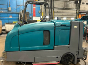 Used Tennant M30, Floor Sweeper Scrubber,  62”, 75 Gallon, Propane, Ride On, Cylindrical, Overhead Guard