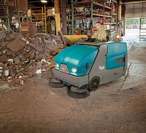 Refurbished Tennant S20 | 50" Ride-On Gasoline Sweeper