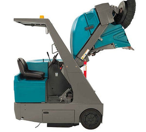 Refurbished Tennant S20 | 50" Ride-On Gasoline Sweeper